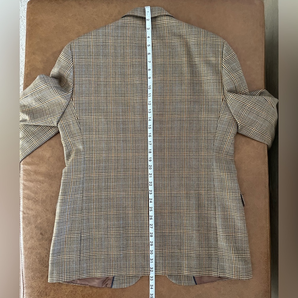 Men’s Brooks Brothers 1818 Madison fit sport coat - Picture 11 of 12